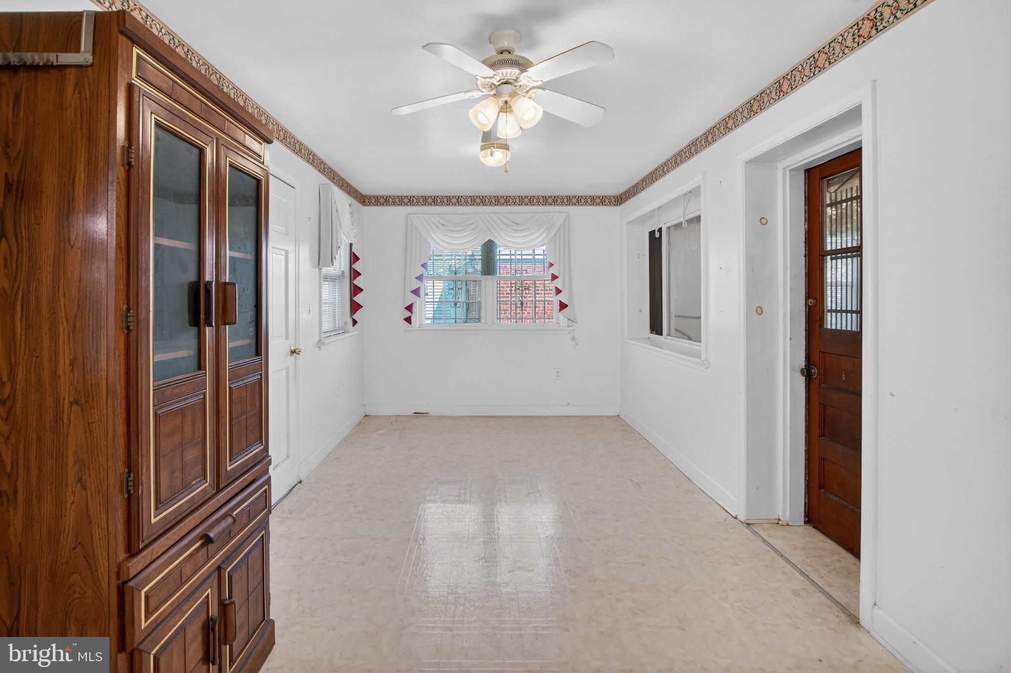 RIGGS MANOR - Residential