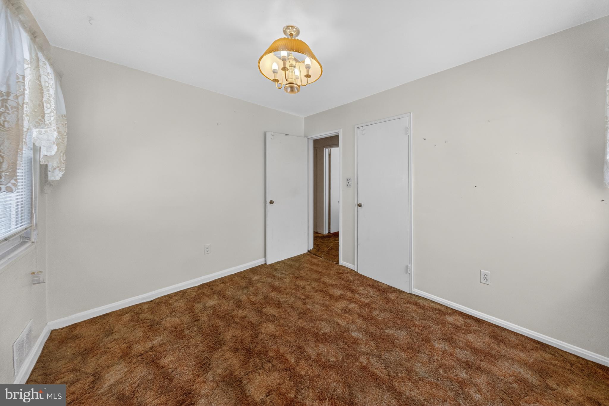 RIGGS MANOR - Residential