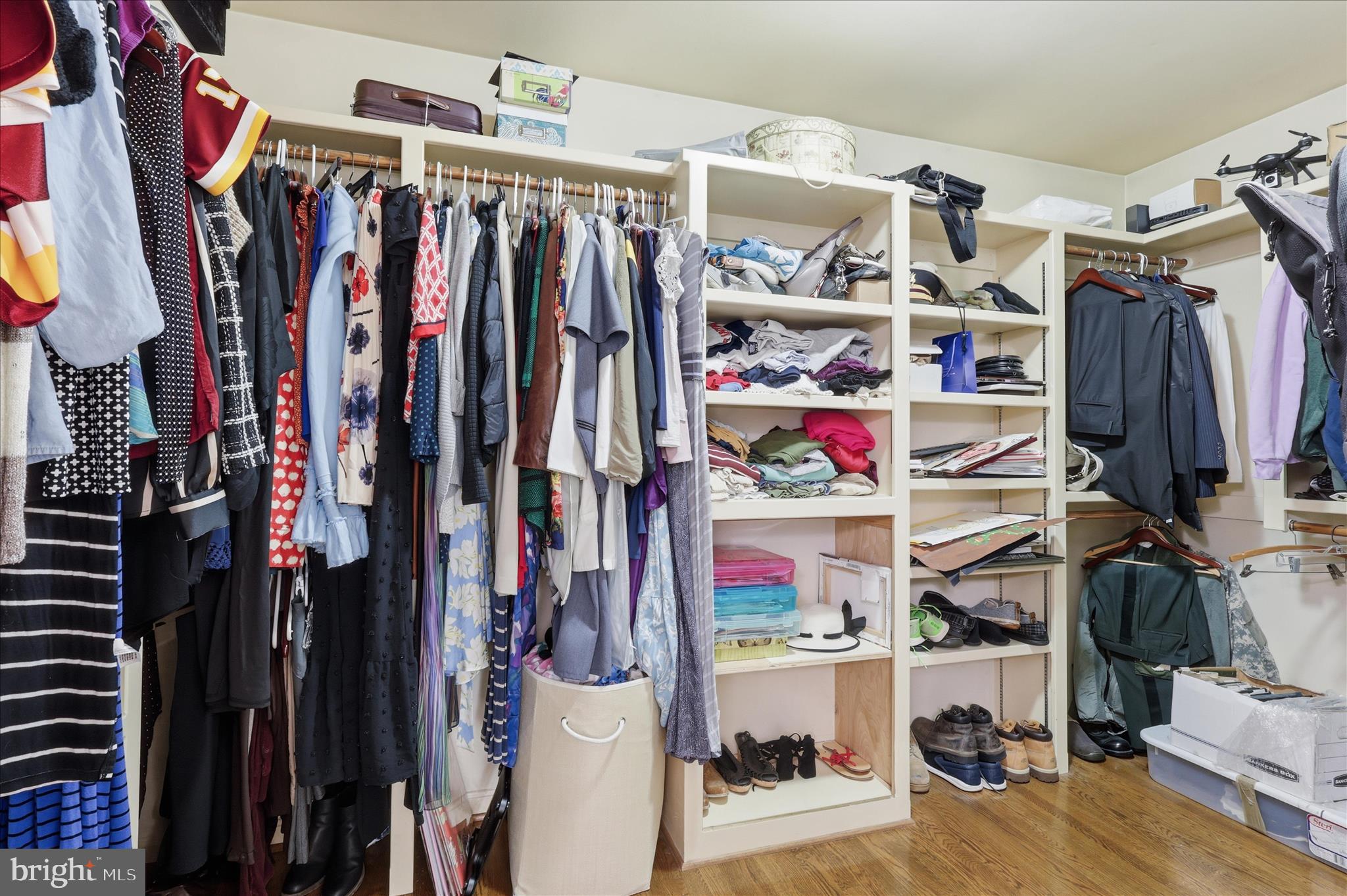 SPRING RIDGE - Residential