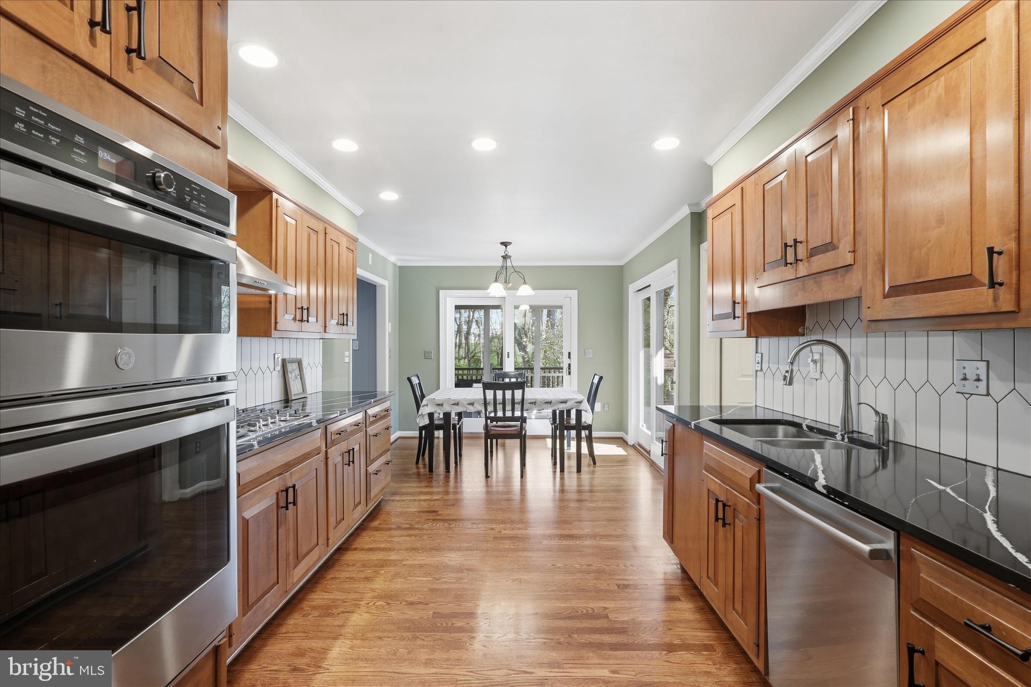 SPRING RIDGE - Residential