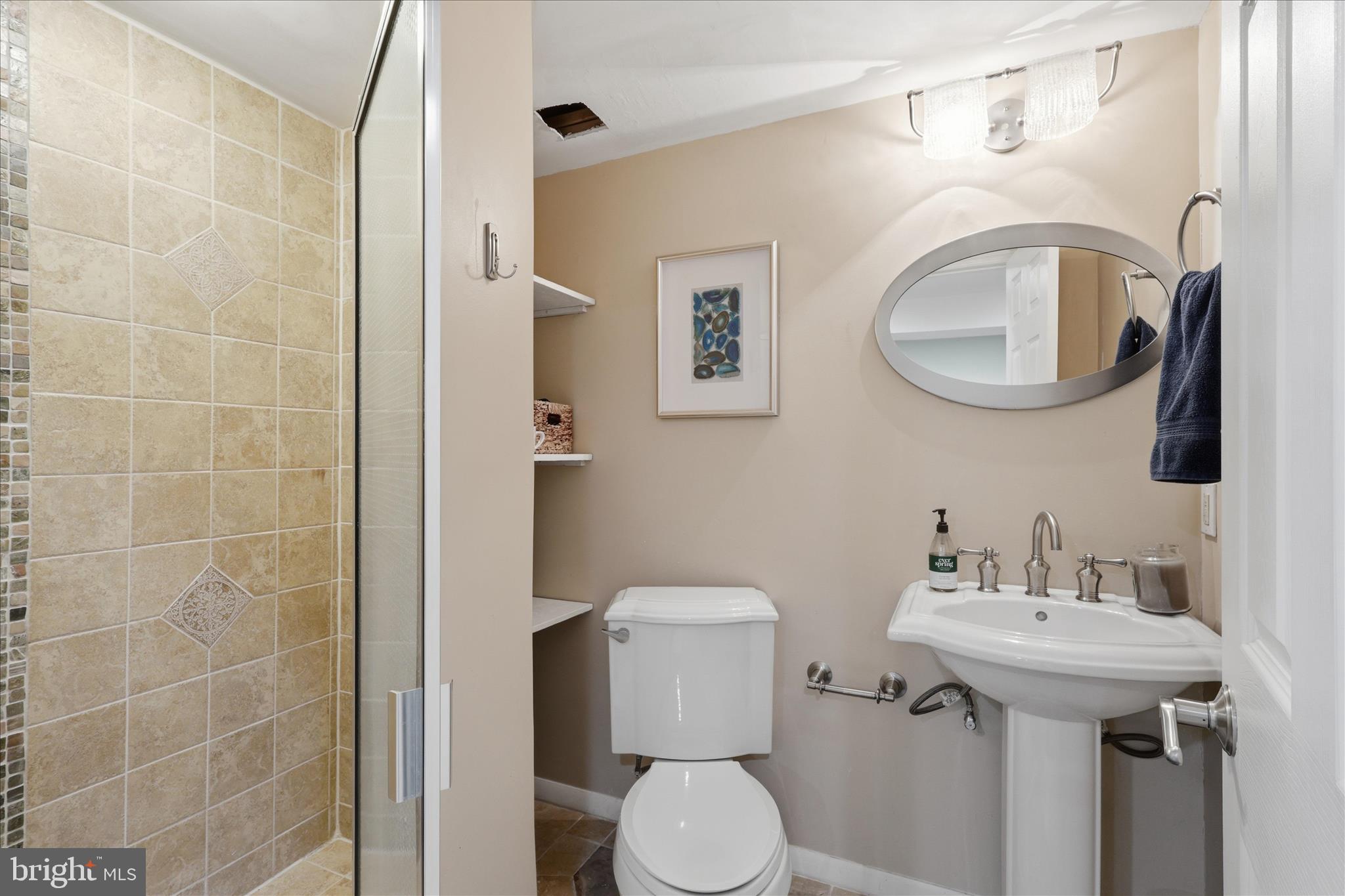 SPRING RIDGE - Residential