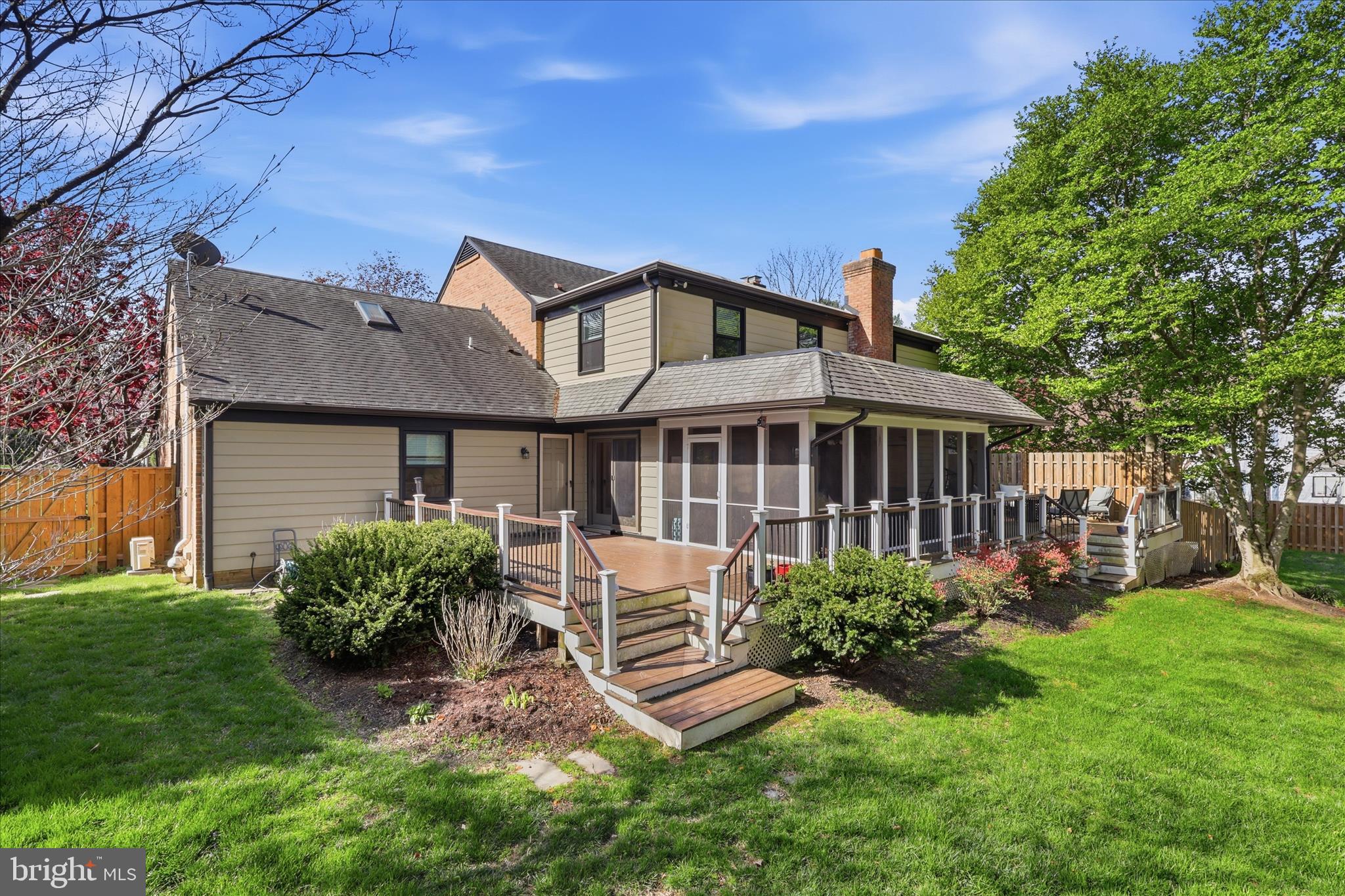 SPRING RIDGE - Residential