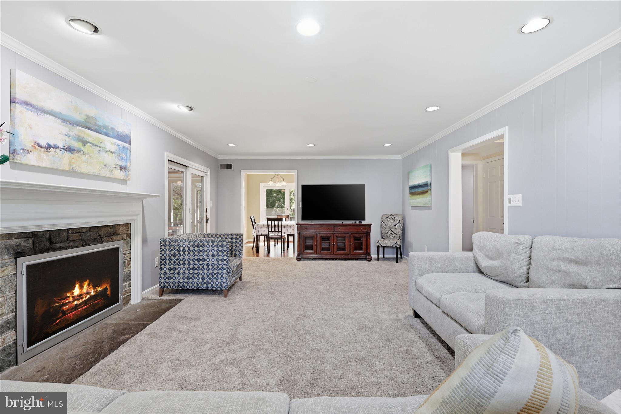 SPRING RIDGE - Residential