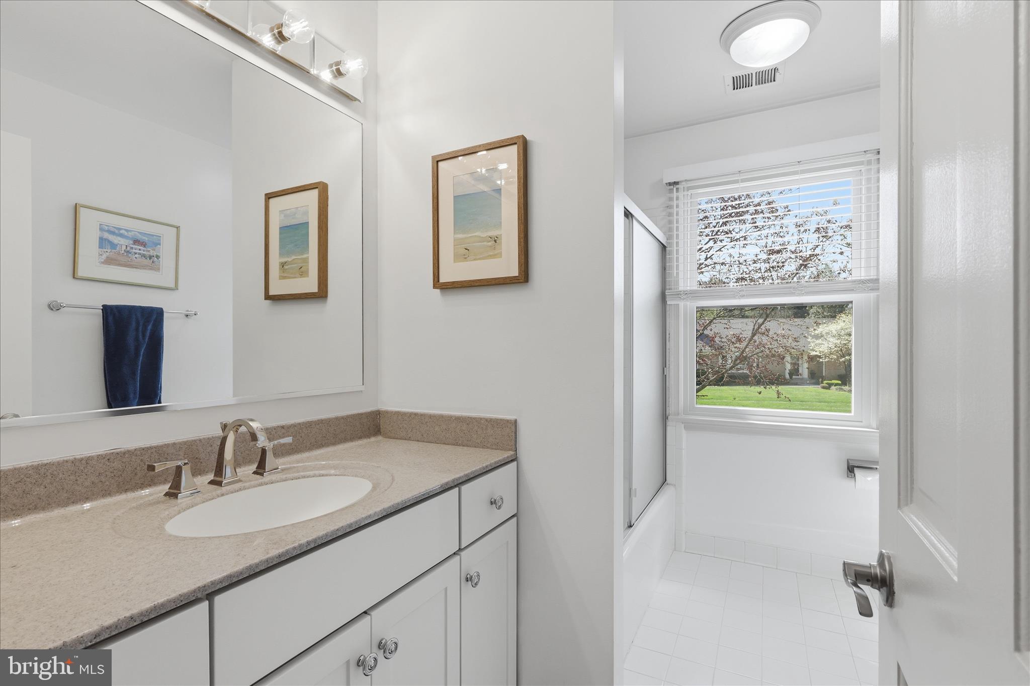 SPRING RIDGE - Residential