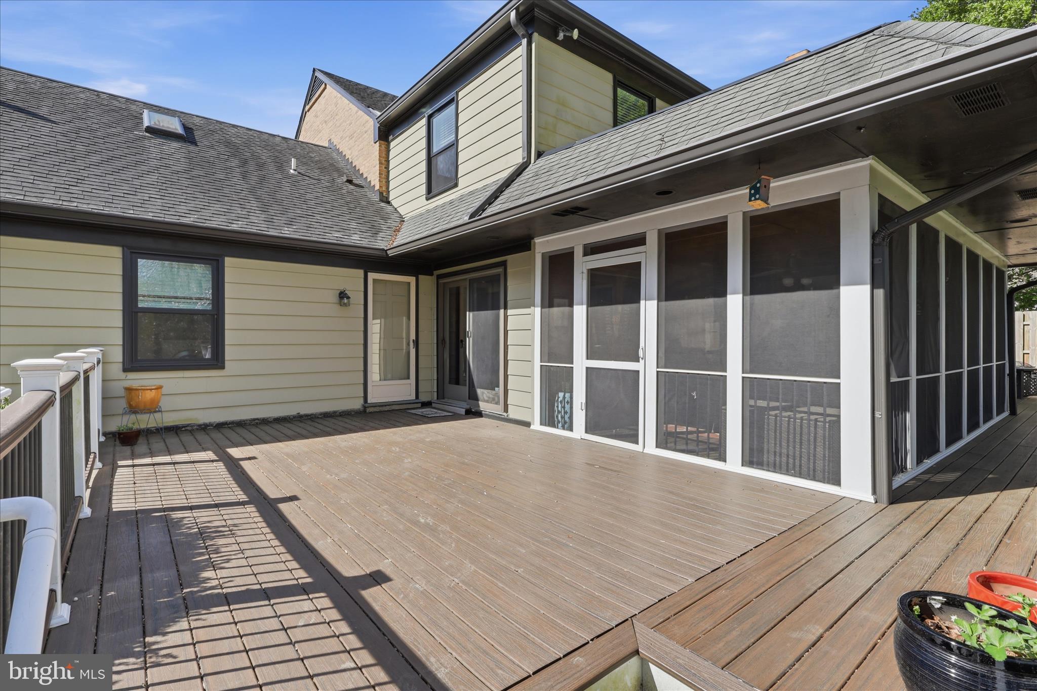 SPRING RIDGE - Residential