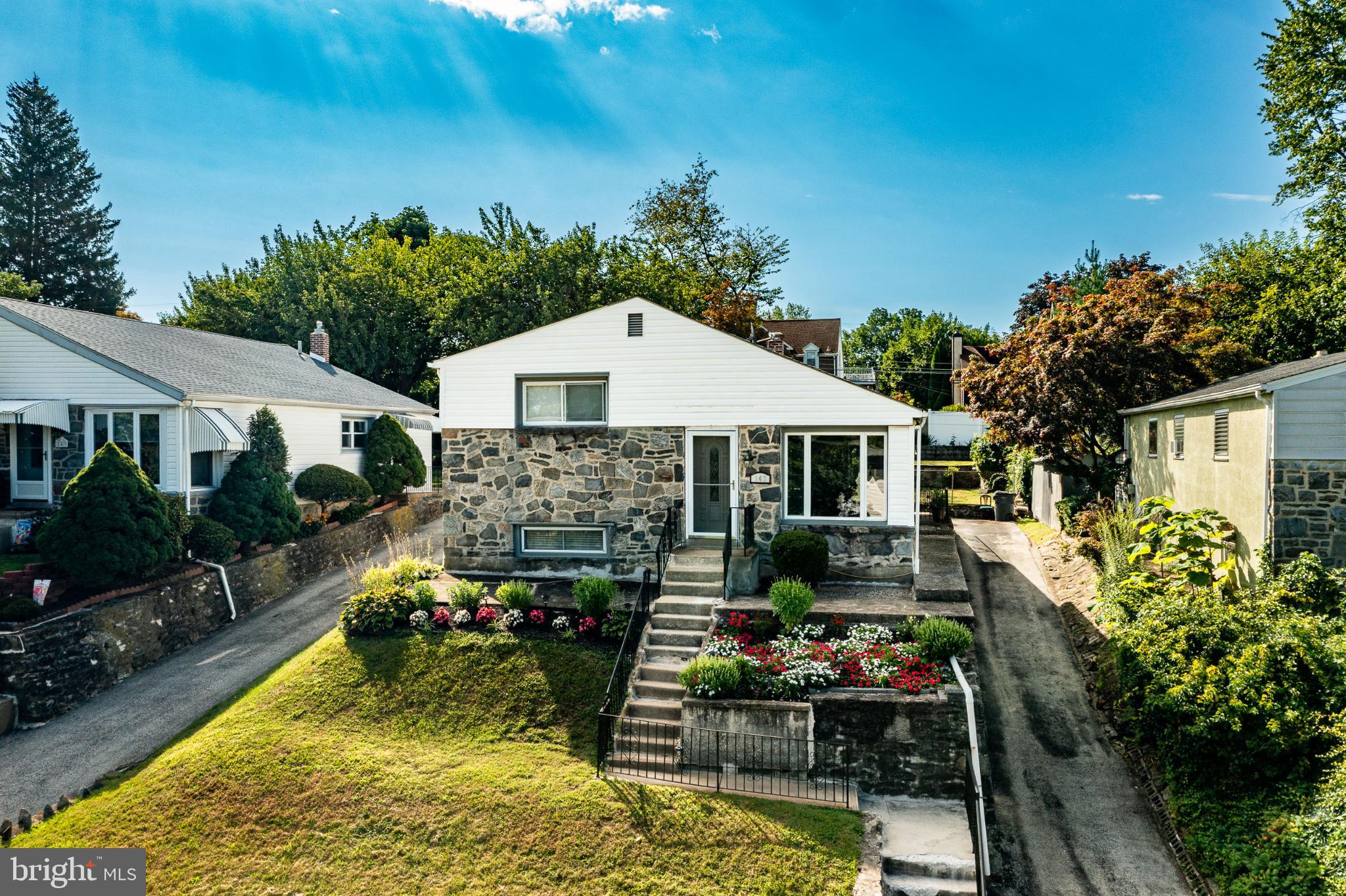 147 WYNDMOOR ROAD