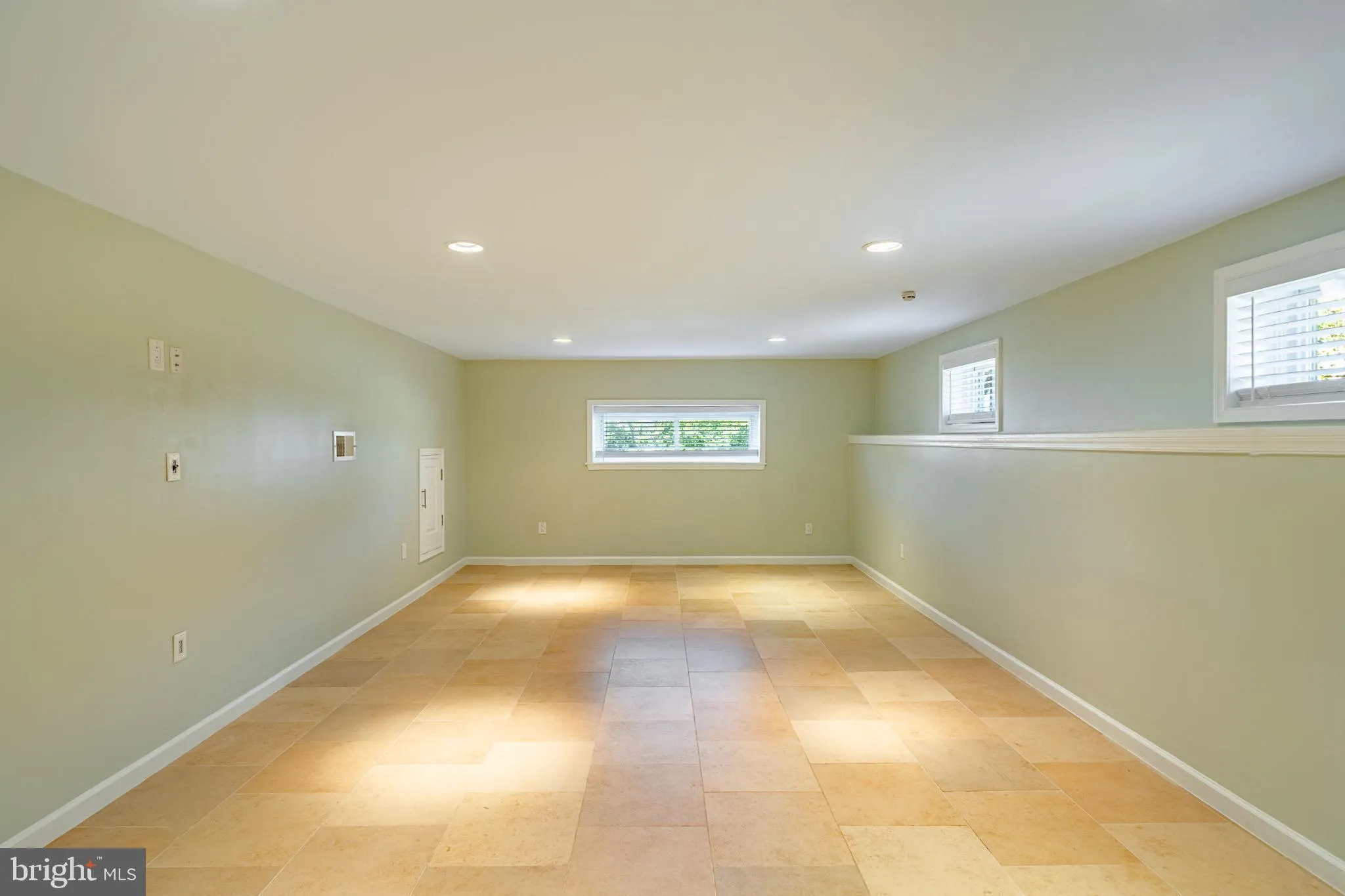 Havertown, Pennsylvania 19083, United States, 3 Bedrooms Bedrooms, ,2 BathroomsBathrooms,Residential,Active,200770