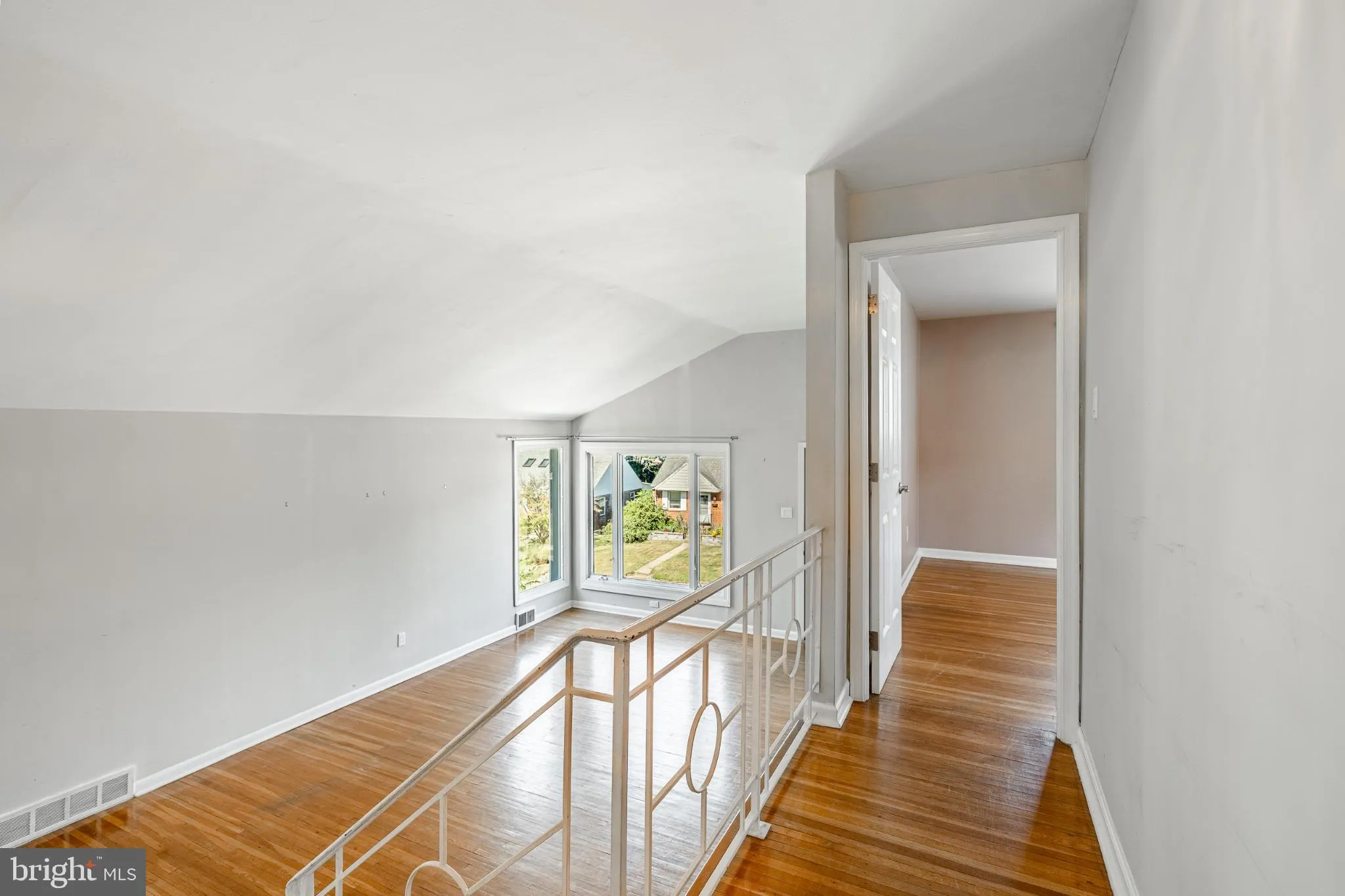 Havertown, Pennsylvania 19083, United States, 3 Bedrooms Bedrooms, ,2 BathroomsBathrooms,Residential,Active,200770