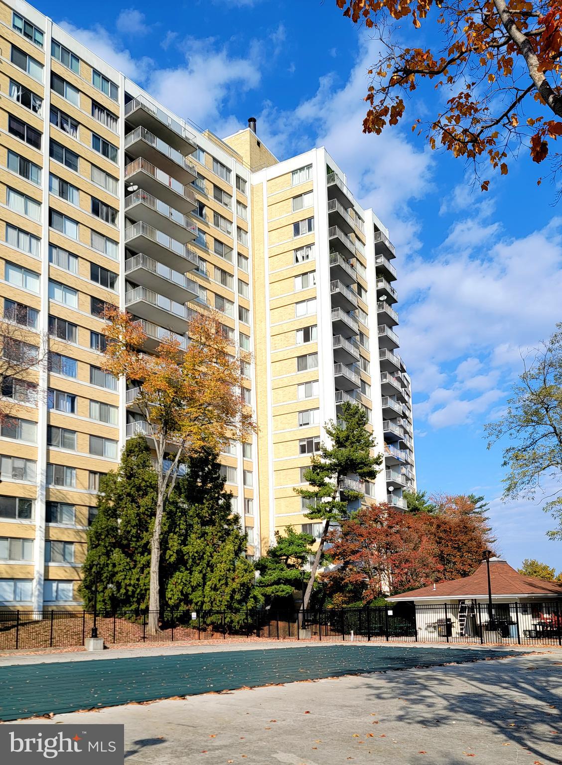 THE FOUNTAINS - Residential Lease