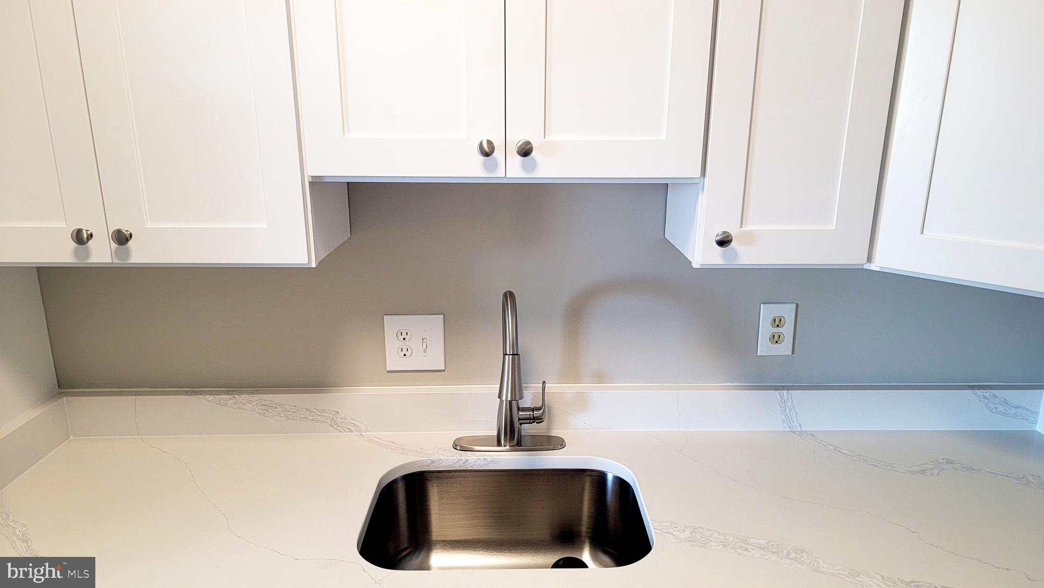 THE FOUNTAINS - Residential Lease