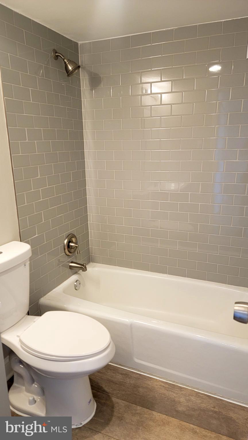 THE FOUNTAINS - Residential Lease