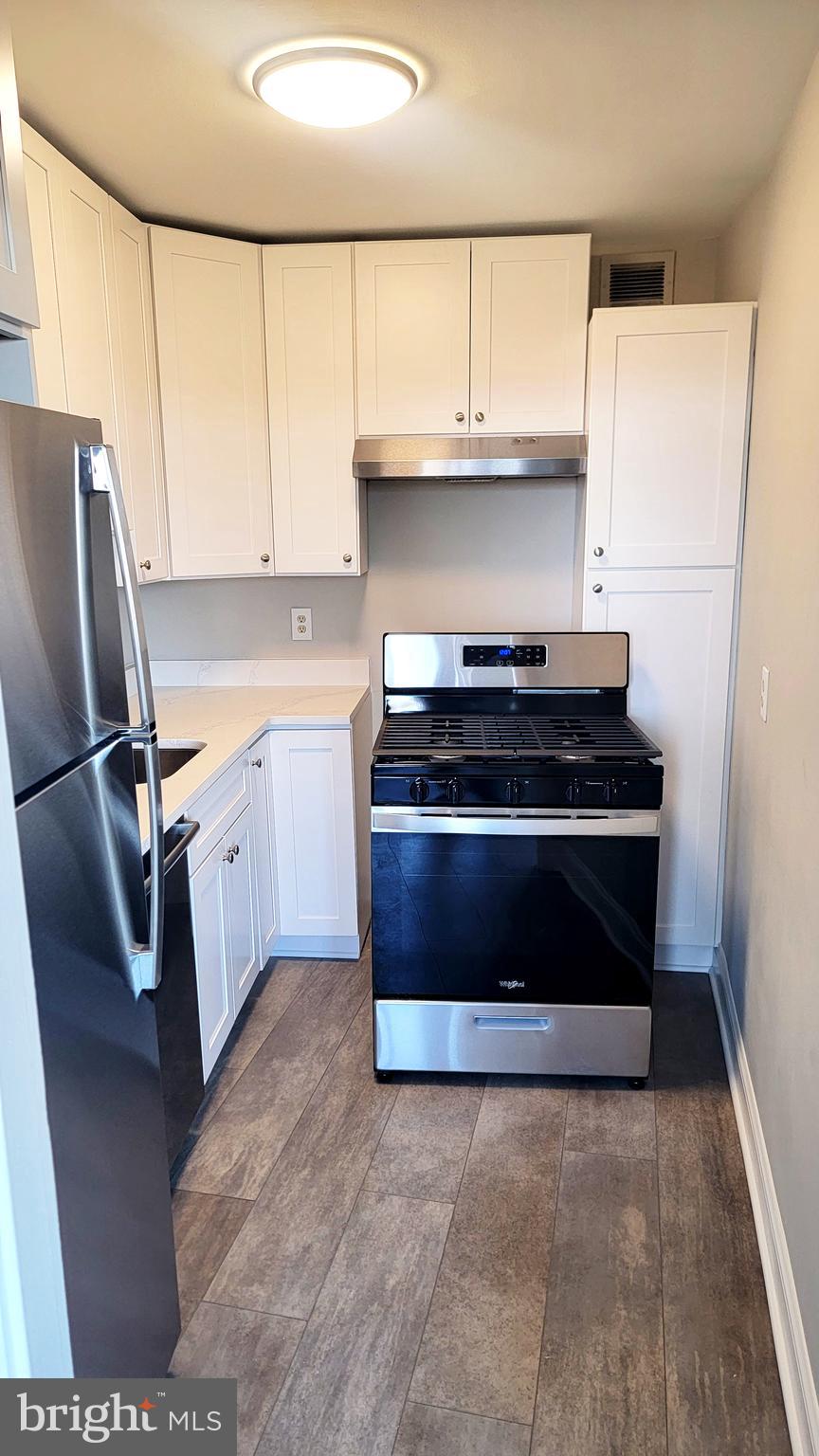 THE FOUNTAINS - Residential Lease