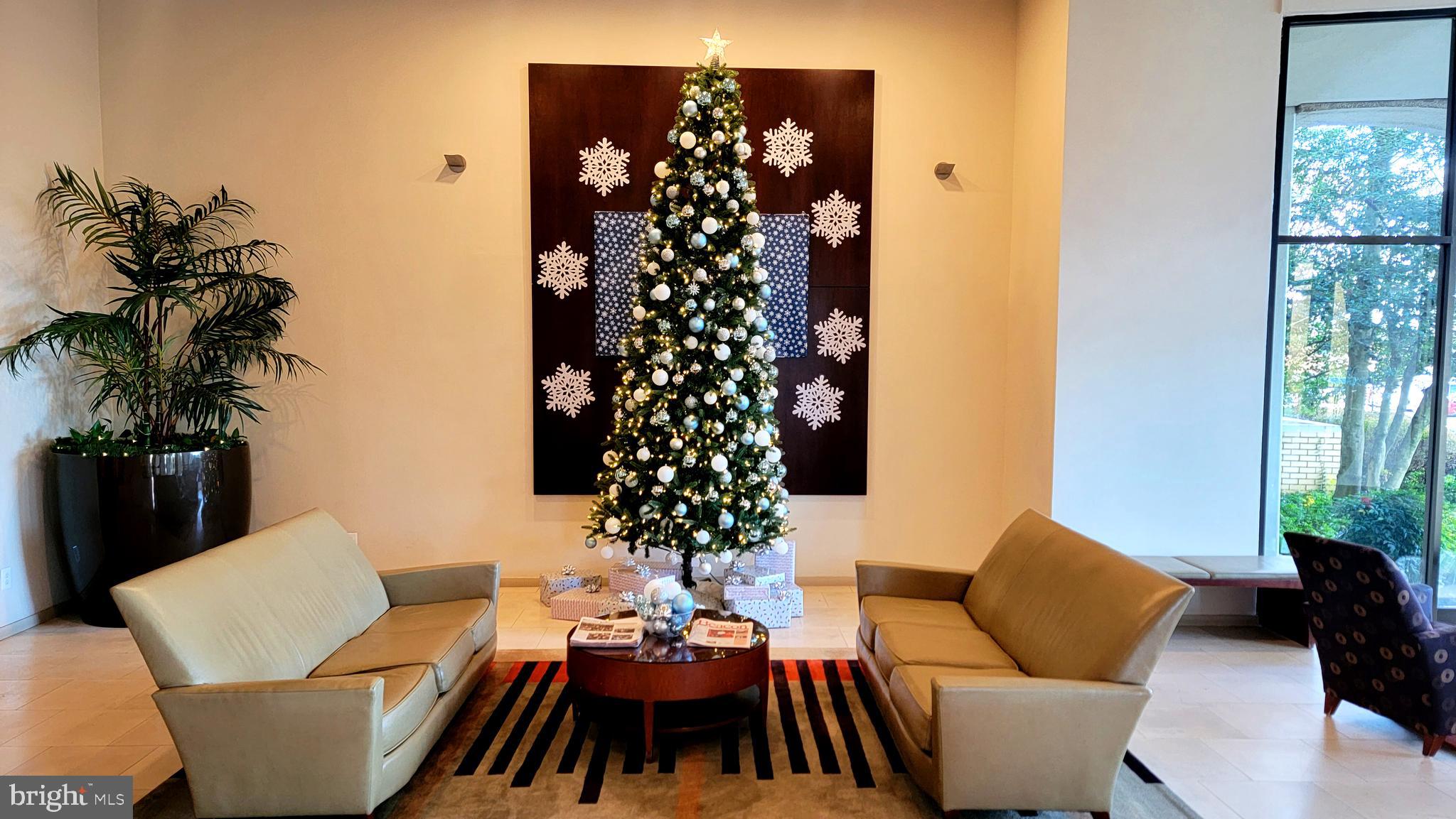 THE FOUNTAINS - Residential Lease