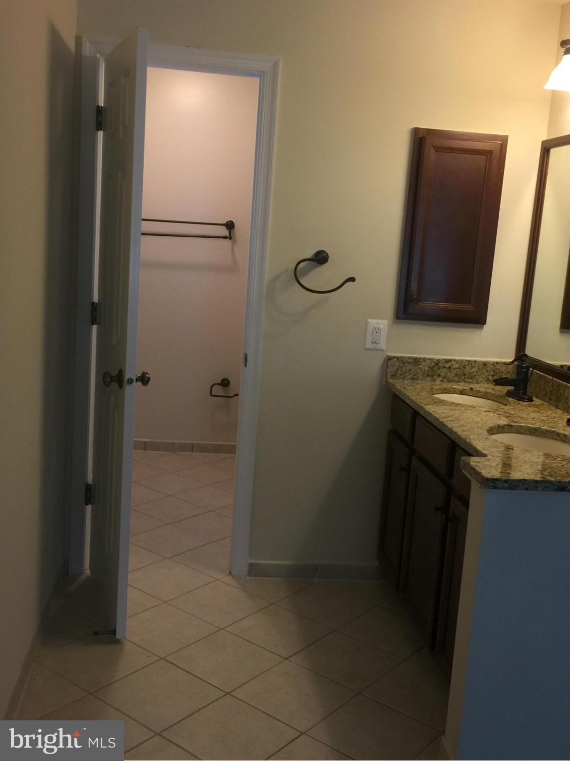 LAKE RIDGE - Residential Lease