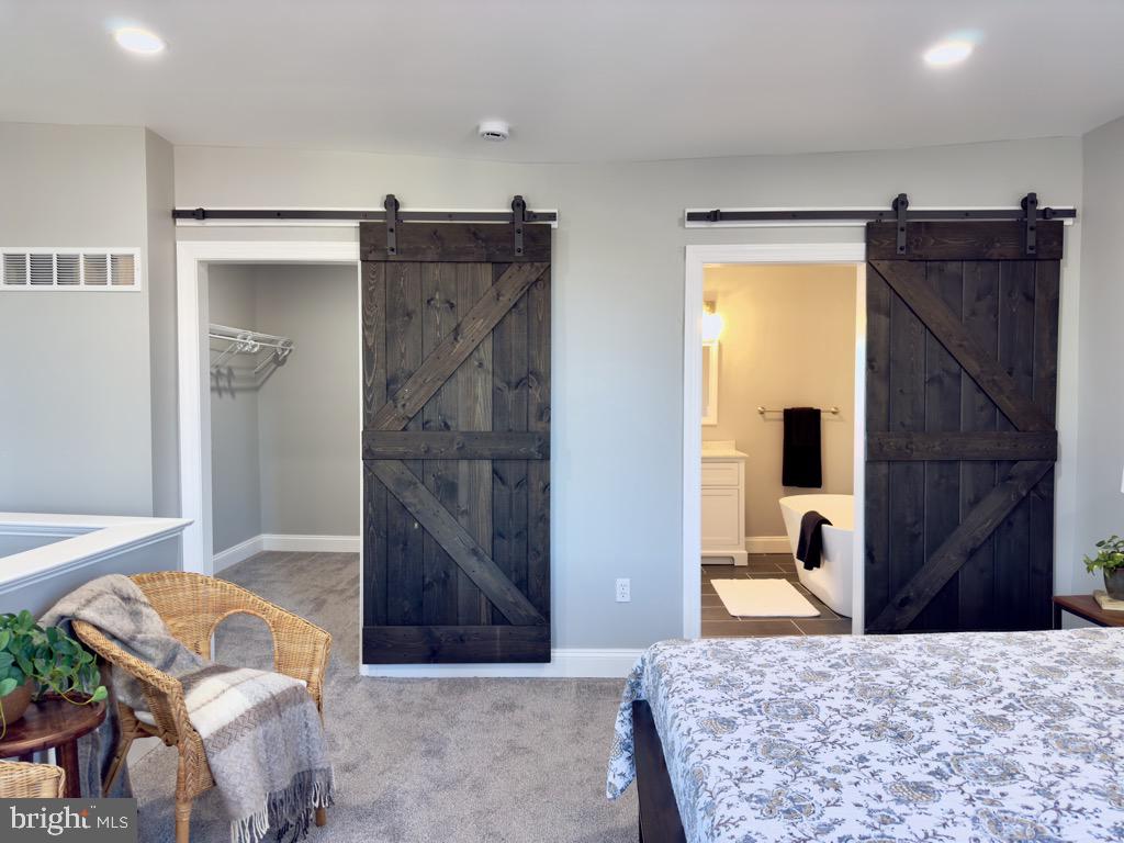 LANCASTER - Residential