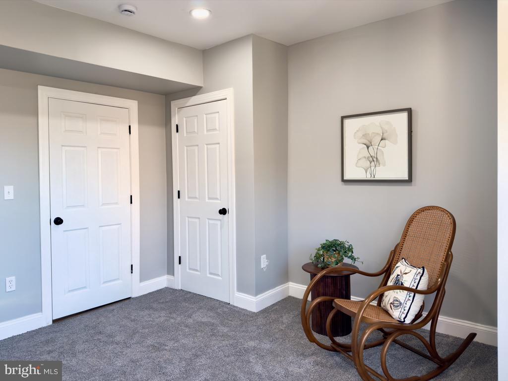 LANCASTER - Residential