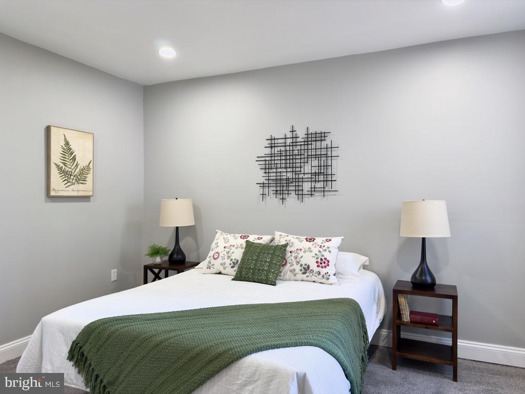 LANCASTER - Residential