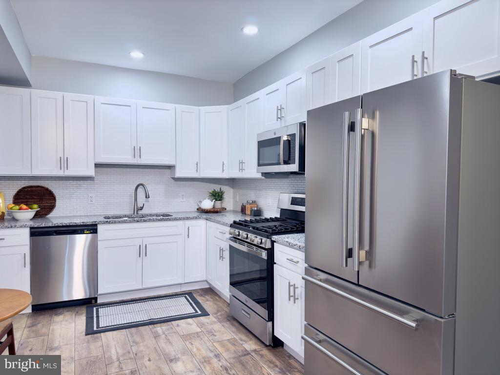 LANCASTER - Residential