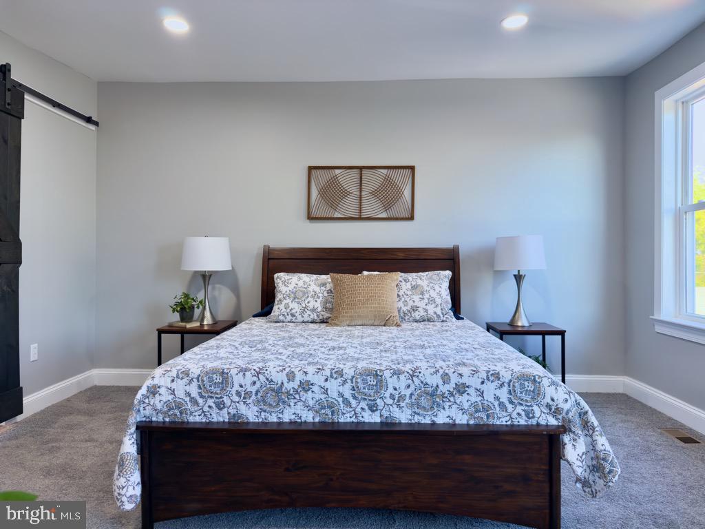 LANCASTER - Residential