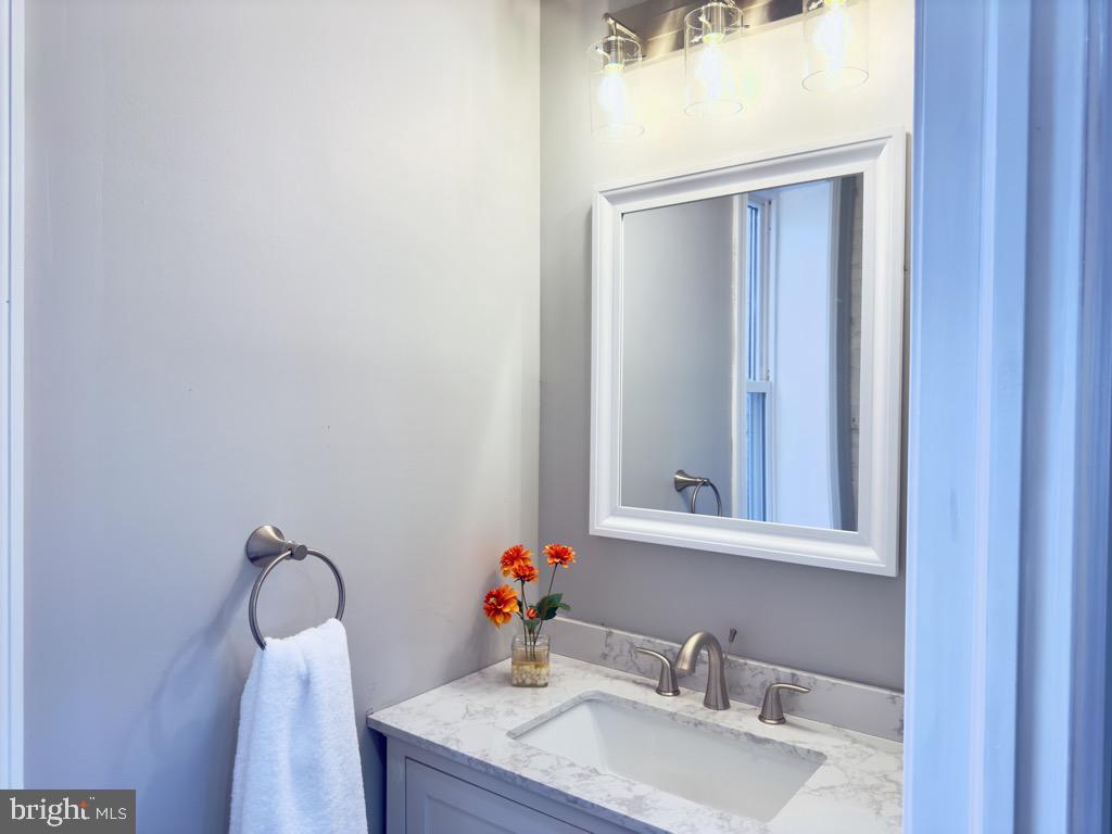 LANCASTER - Residential