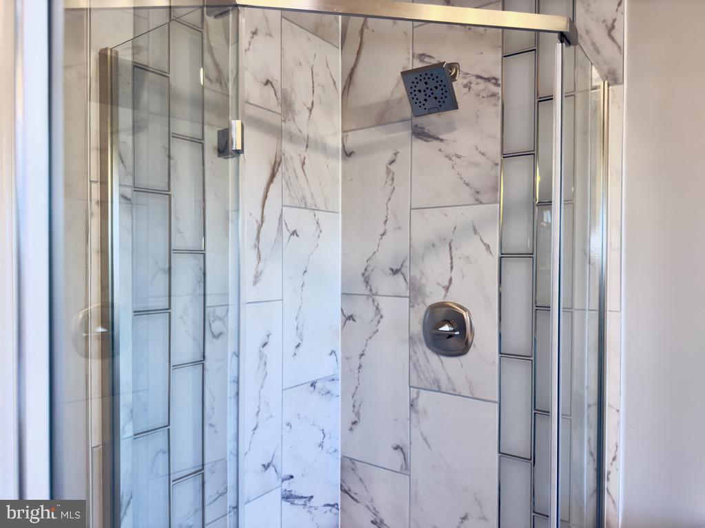 LANCASTER - Residential