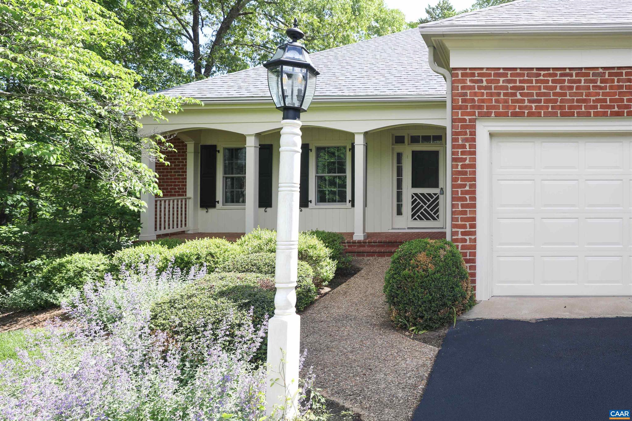 3406 PIPERFIFE CT