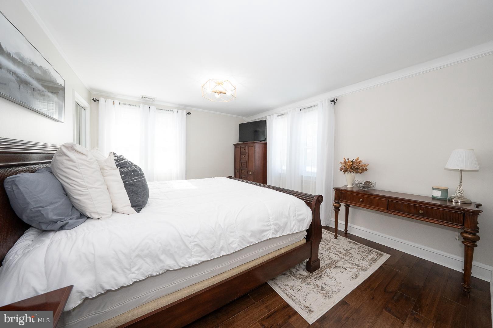 MERWOOD PARK - Residential Lease