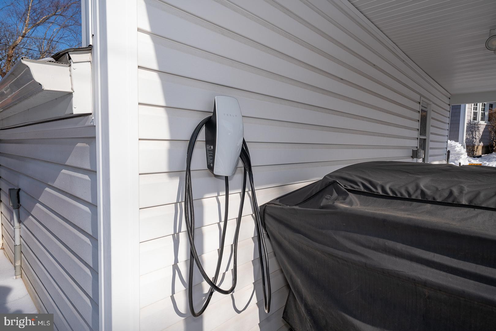 MERWOOD PARK - Residential Lease