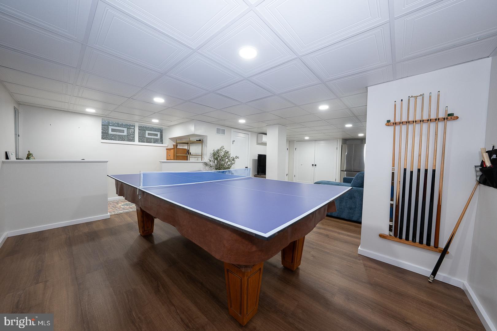 MERWOOD PARK - Residential Lease