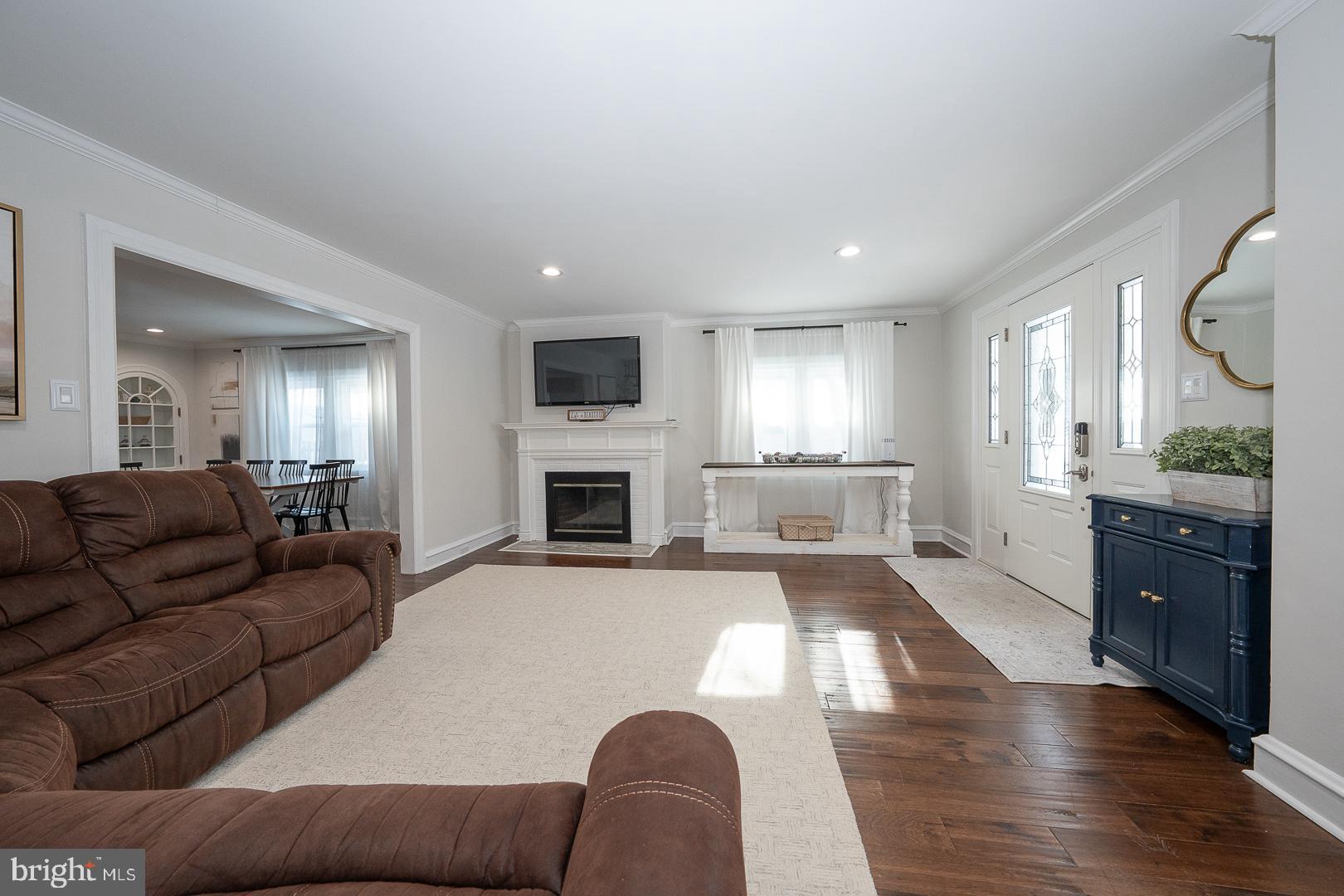 MERWOOD PARK - Residential Lease