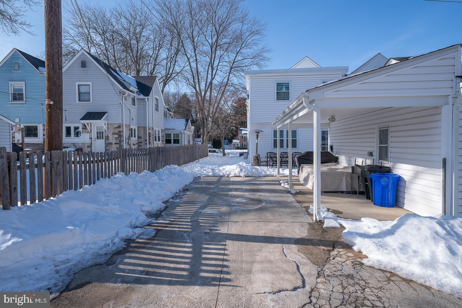 MERWOOD PARK - Residential Lease