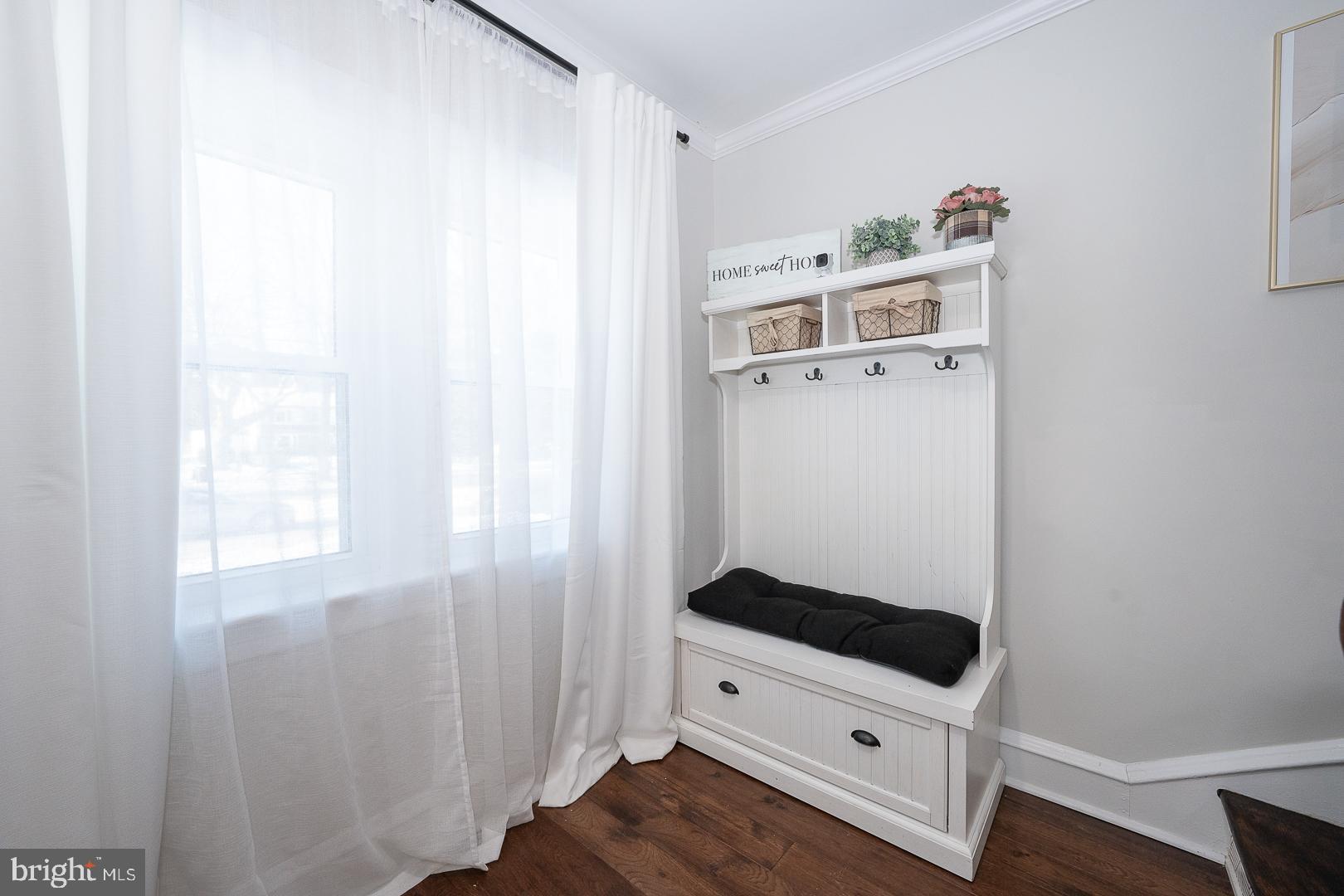 MERWOOD PARK - Residential Lease