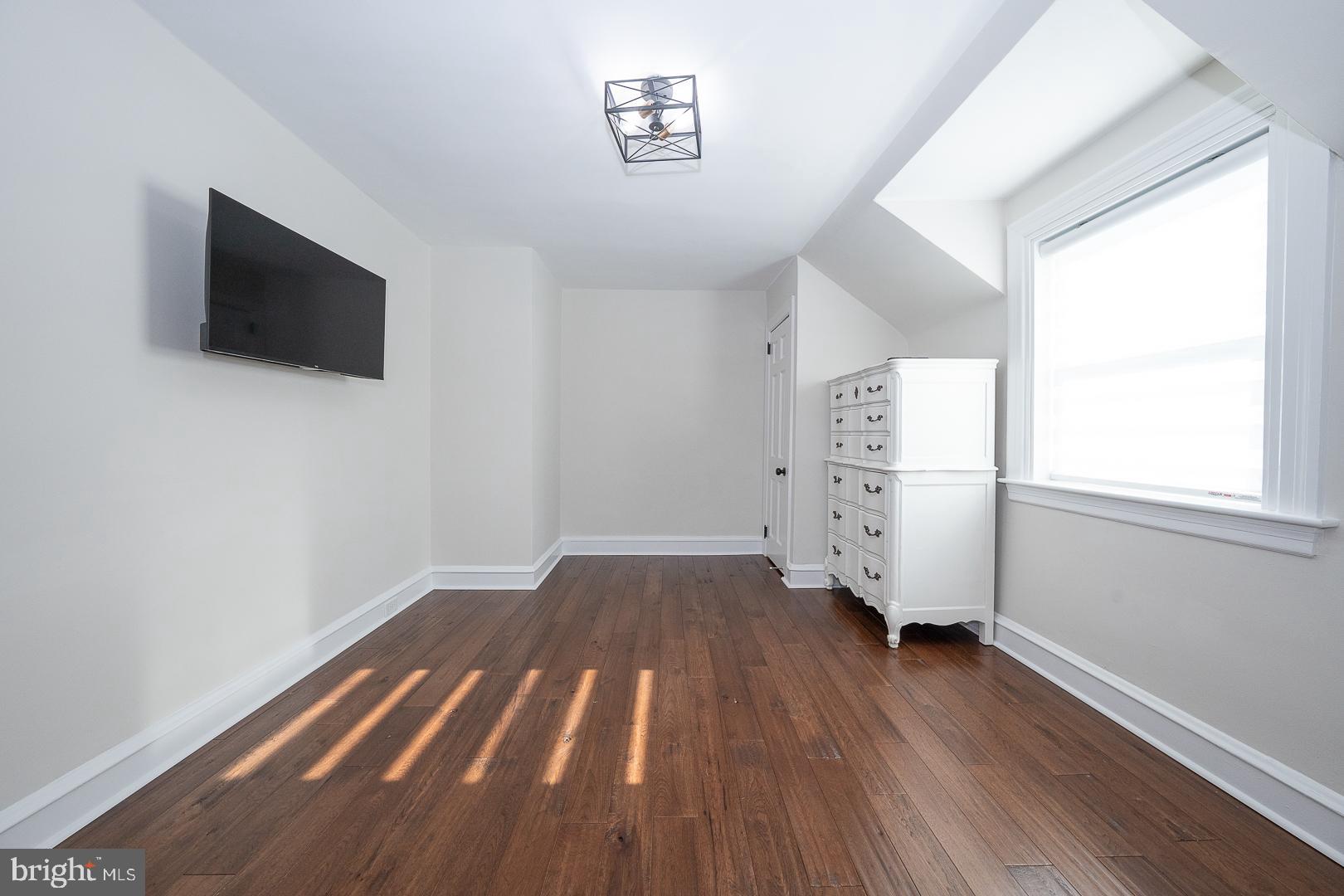 MERWOOD PARK - Residential Lease