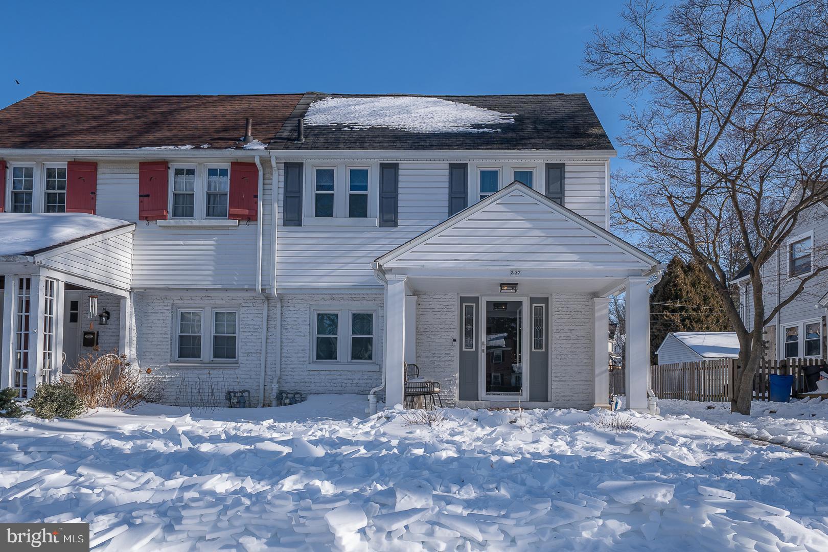 MERWOOD PARK - Residential Lease