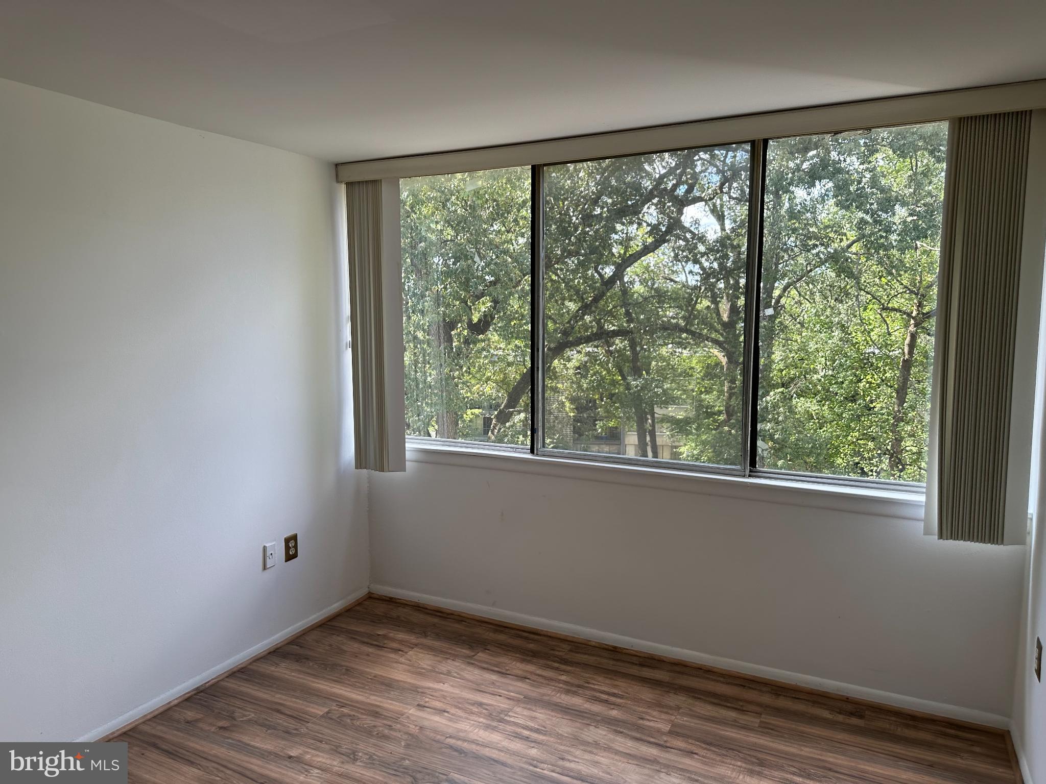 PRESIDENTIAL PARK - Residential