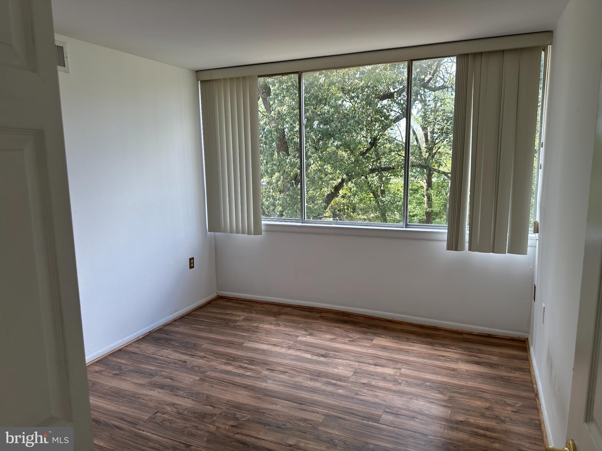 PRESIDENTIAL PARK - Residential