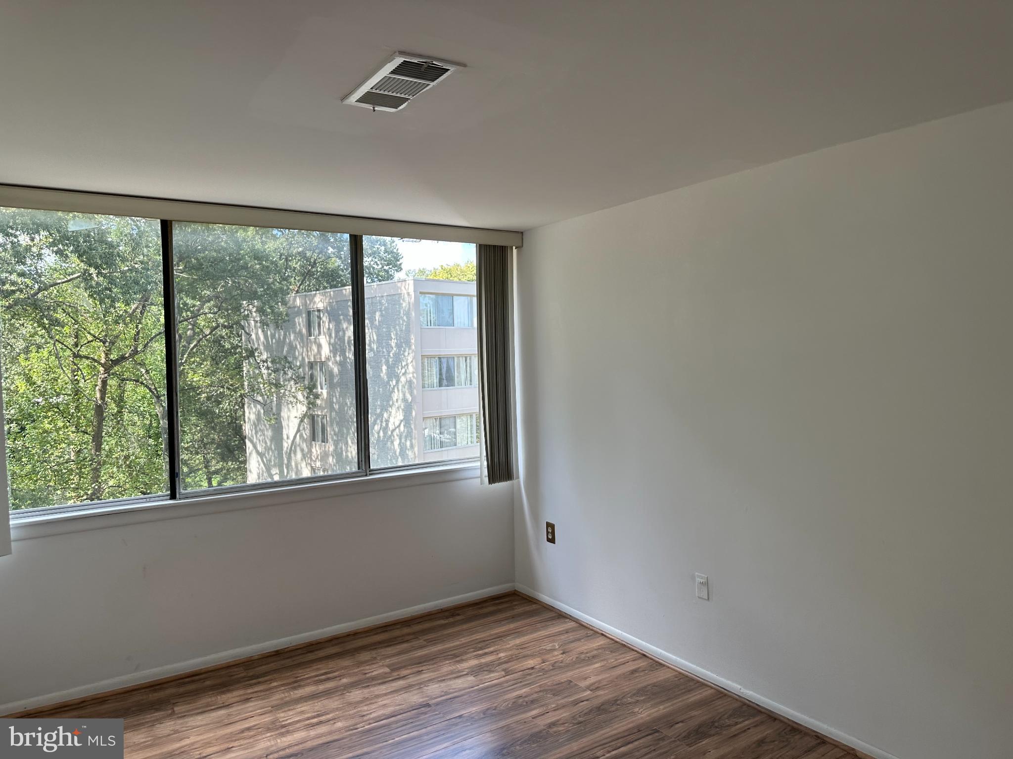 PRESIDENTIAL PARK - Residential