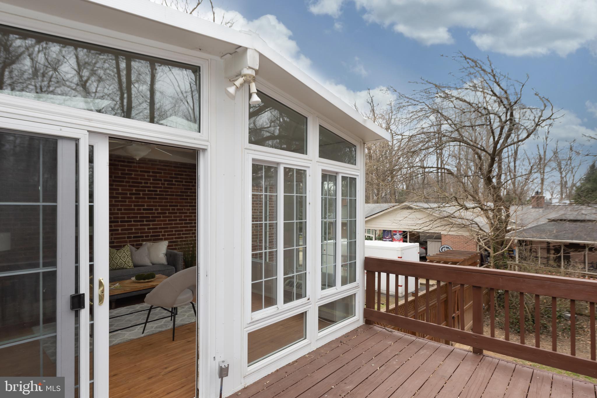 MEADOWOOD - Residential