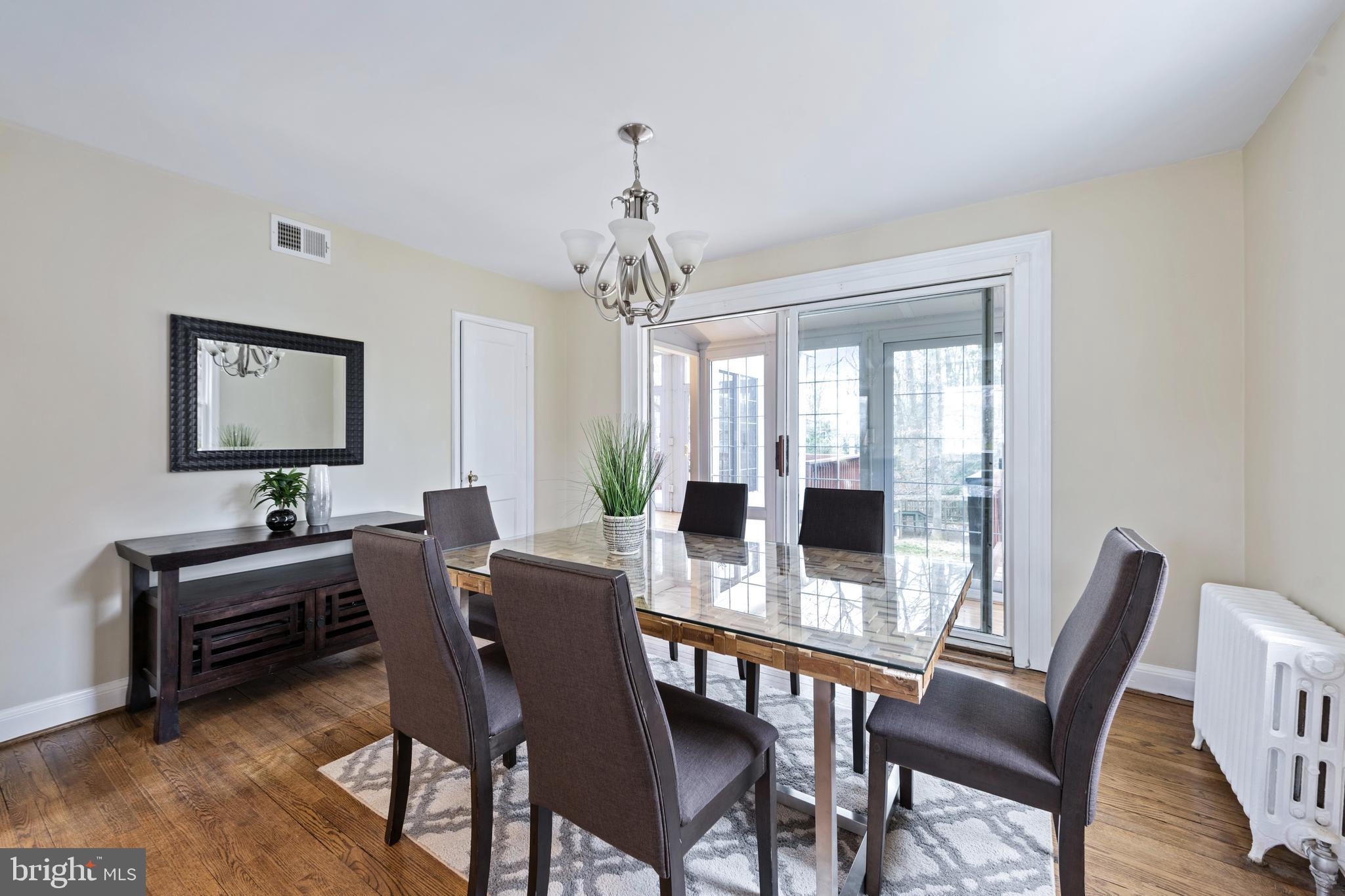 MEADOWOOD - Residential