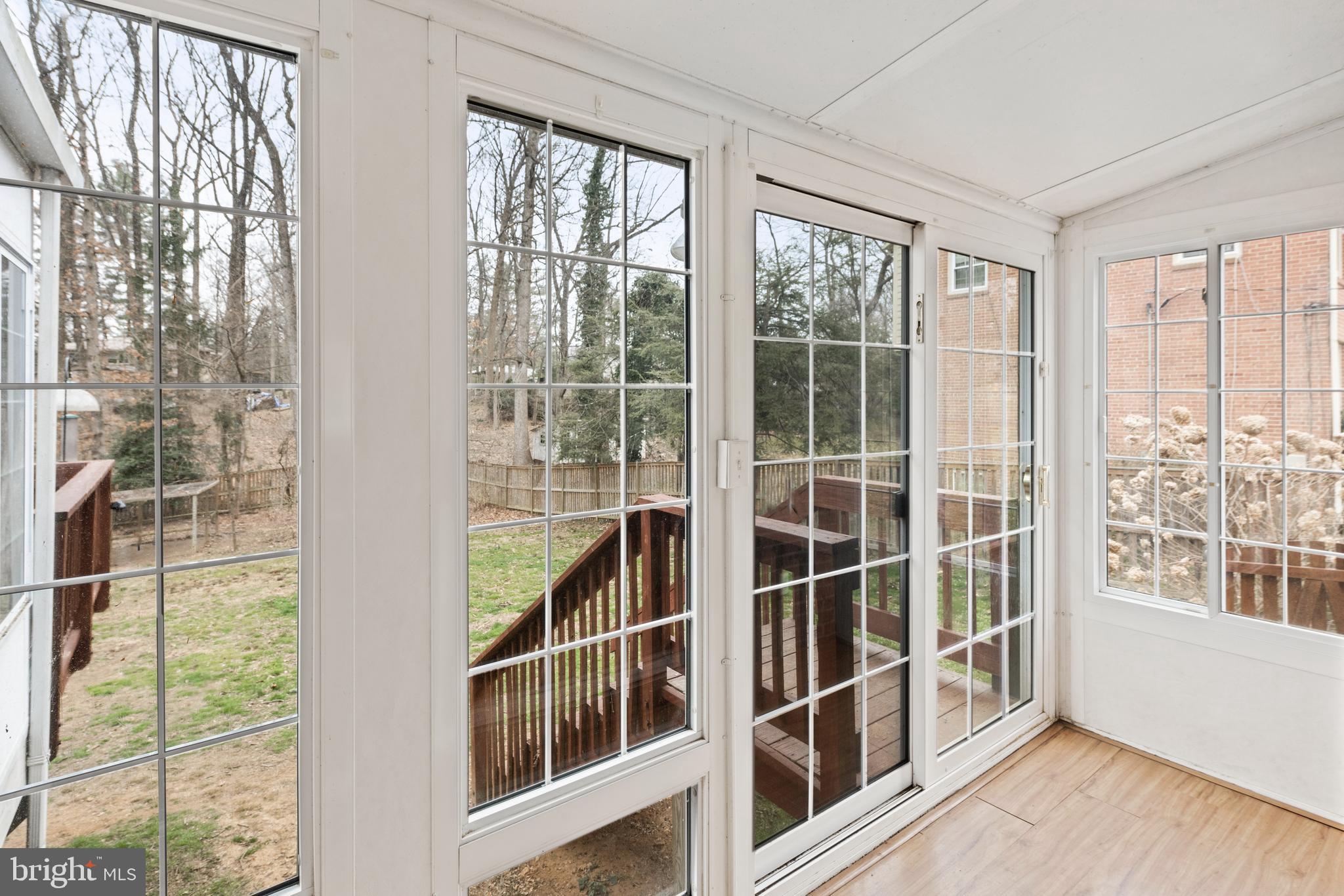 MEADOWOOD - Residential