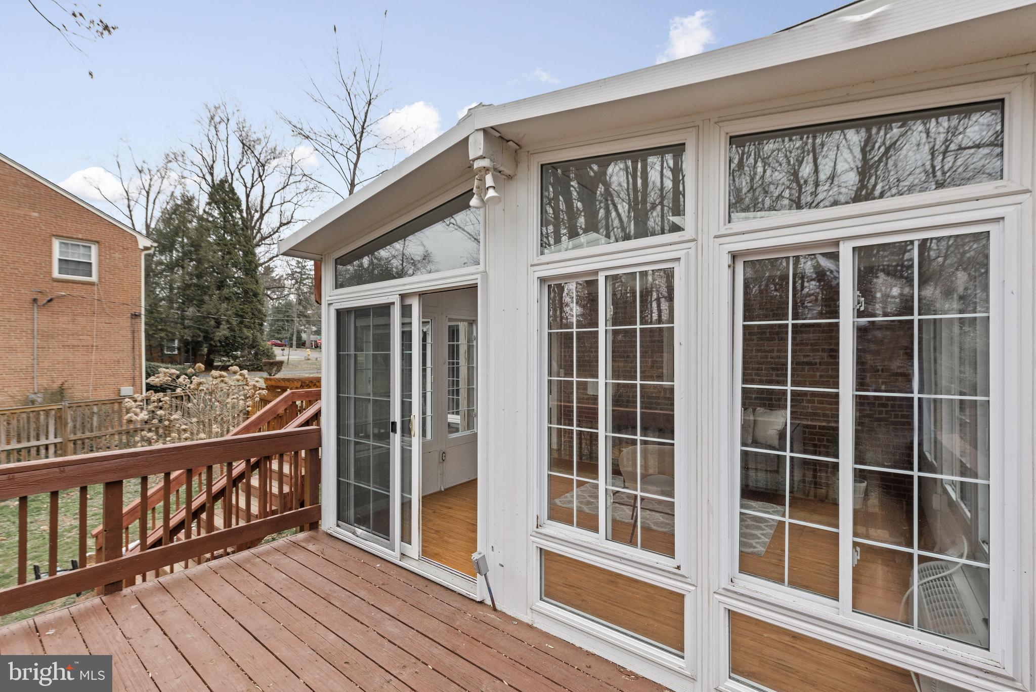 MEADOWOOD - Residential