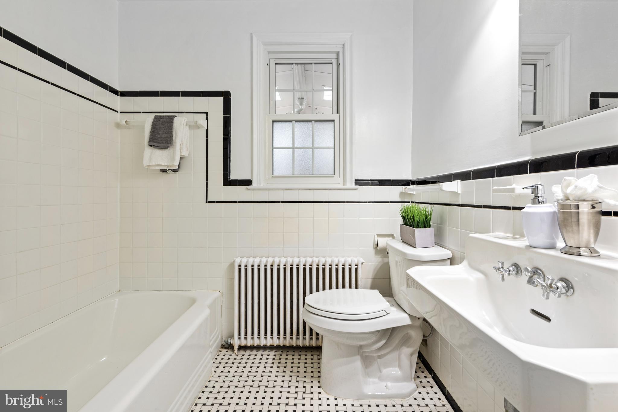 MEADOWOOD - Residential