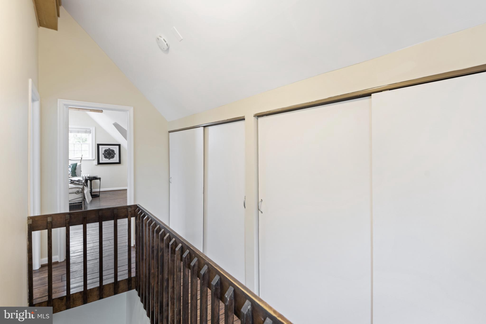 MEADOWOOD - Residential