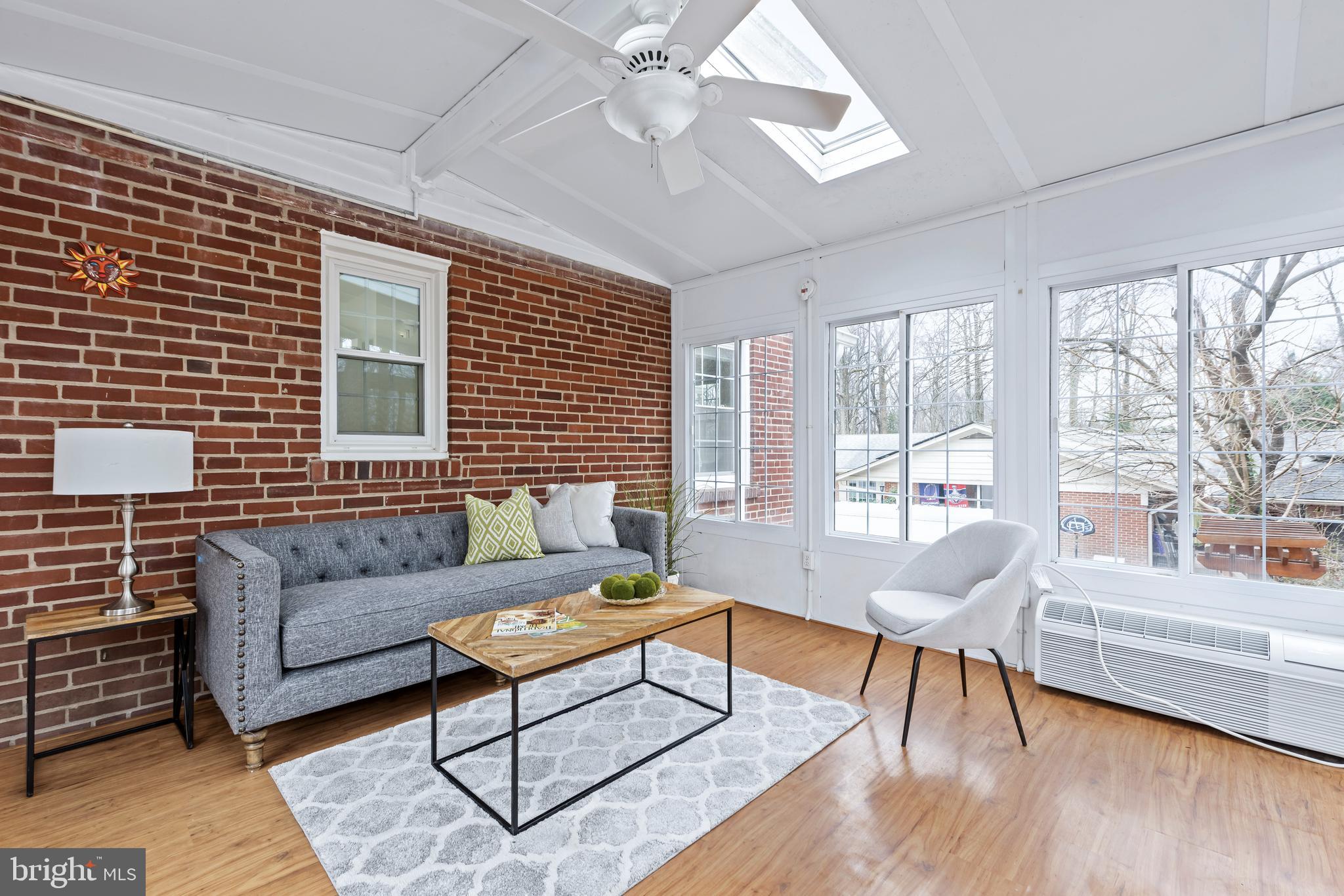 MEADOWOOD - Residential