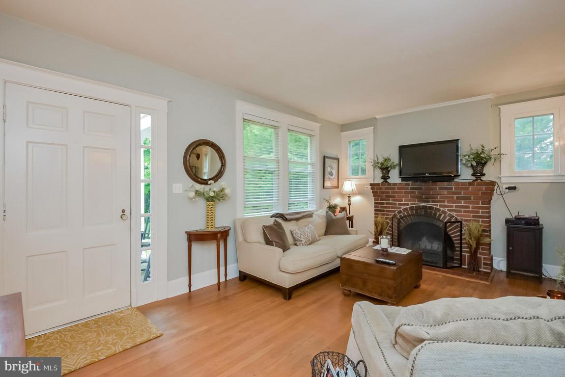 WARDOUR - Residential