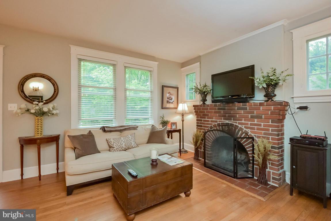 WARDOUR - Residential