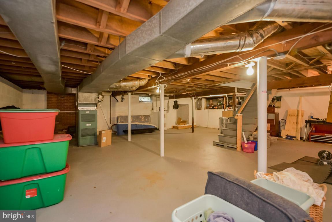 WARDOUR - Residential