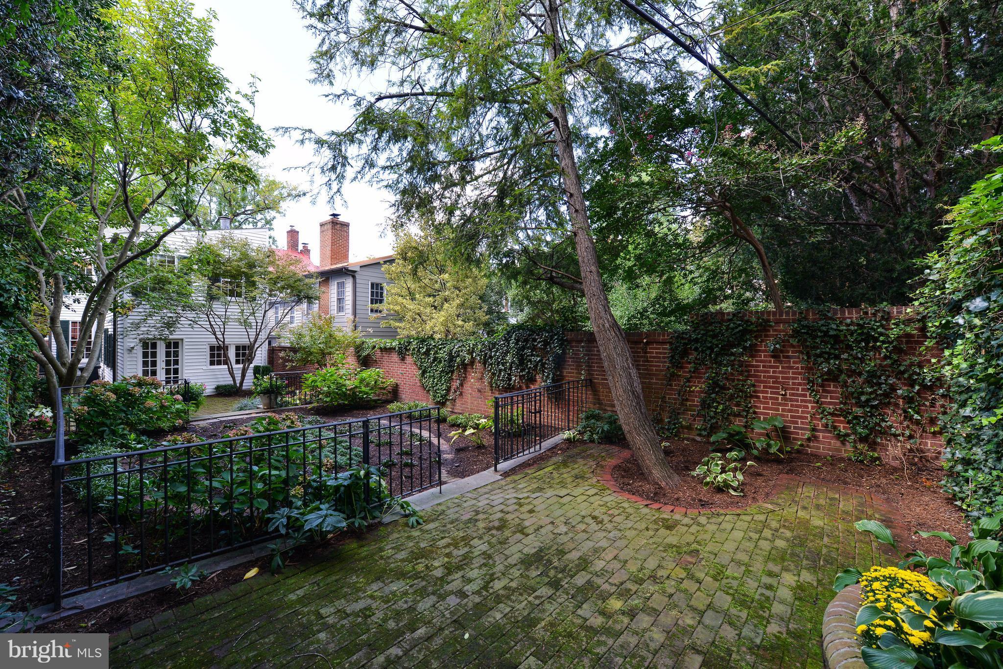 OLD TOWN - Residential