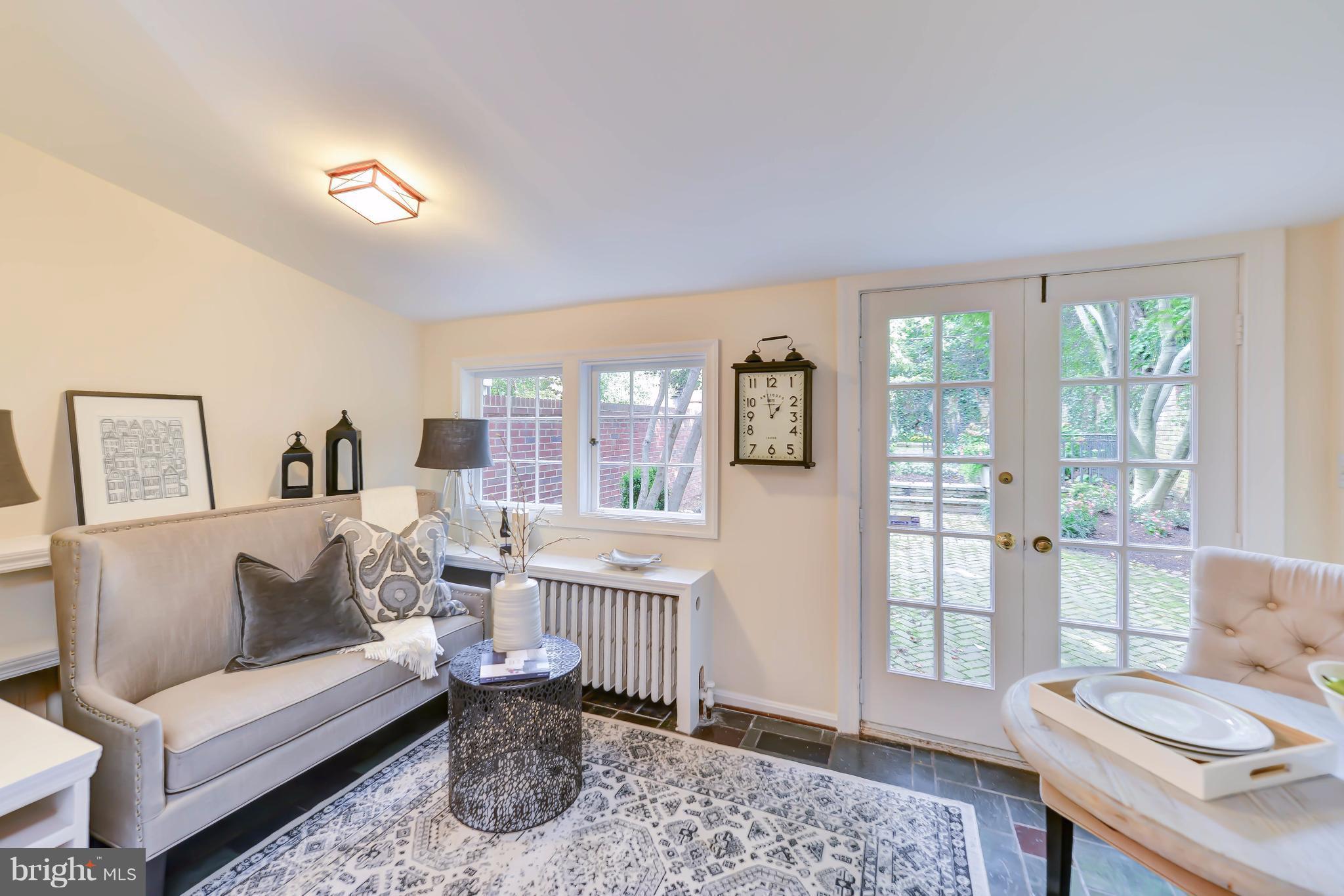 OLD TOWN - Residential