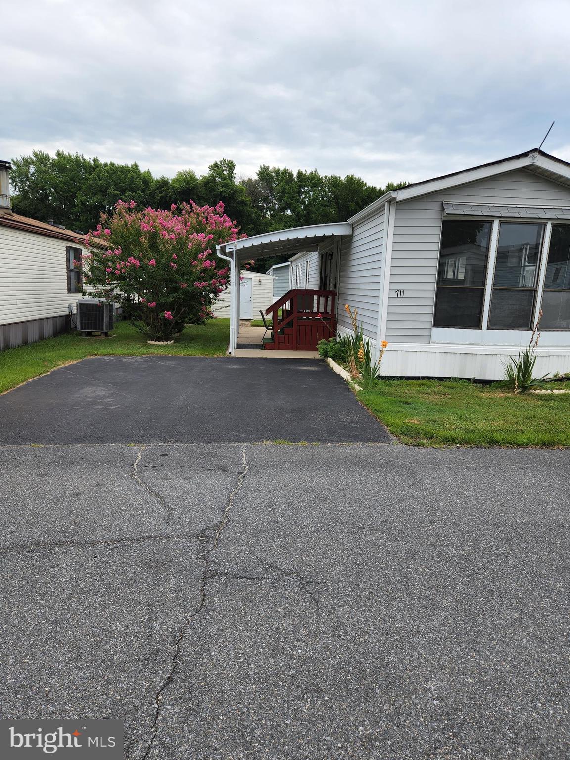 BRIARWOOD ESTATES - Residential